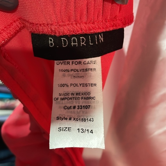 Women’s Juniors Coral Formal Prom Chiffon Gown with Jeweled Waist - Picture 4 of 4